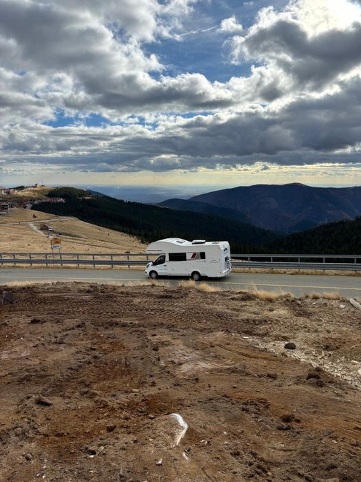 Teren de vânzare la munte- Vârful Papușa, 500mp cu apa, electricitate