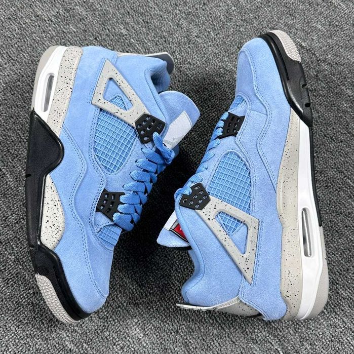 Jordan 4 University Blue