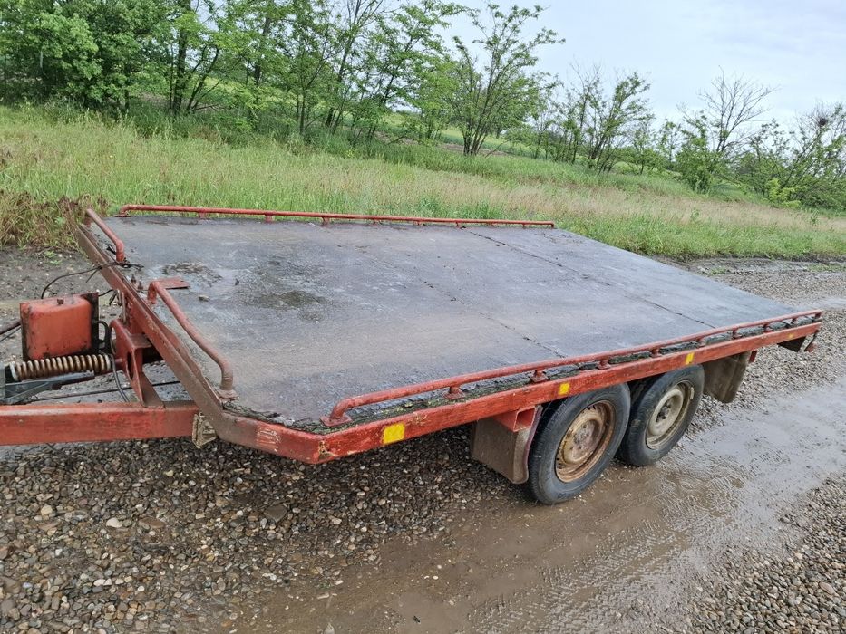 Remorca 2 tone cu 2 axe