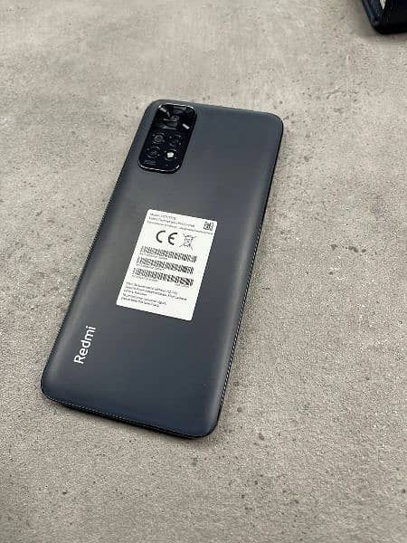 Redmi note 11 өте жақсы жағдайда