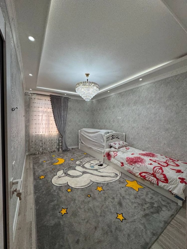 Продается 4 ком. Квартира площадью 127 кв.м. В Согдиане ор. Мечеть