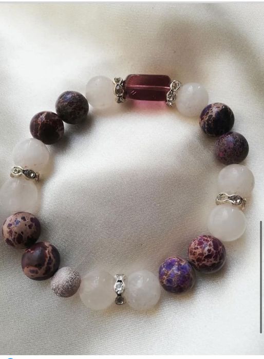 Ръчно изработени гривнички