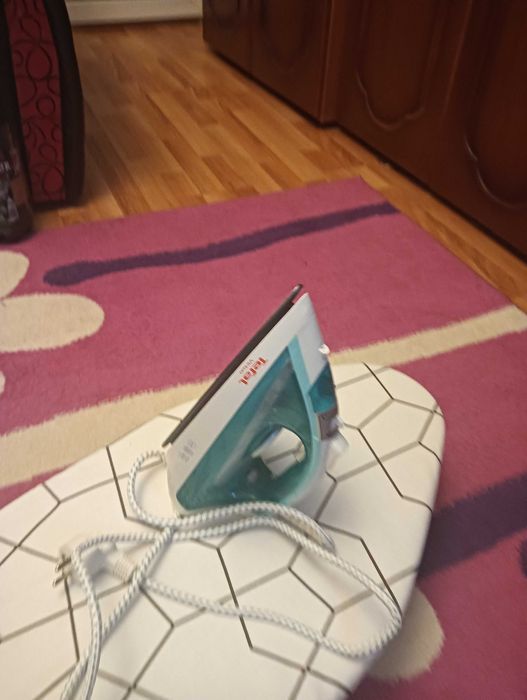 Fier de Calcat Tefal + masa cadou