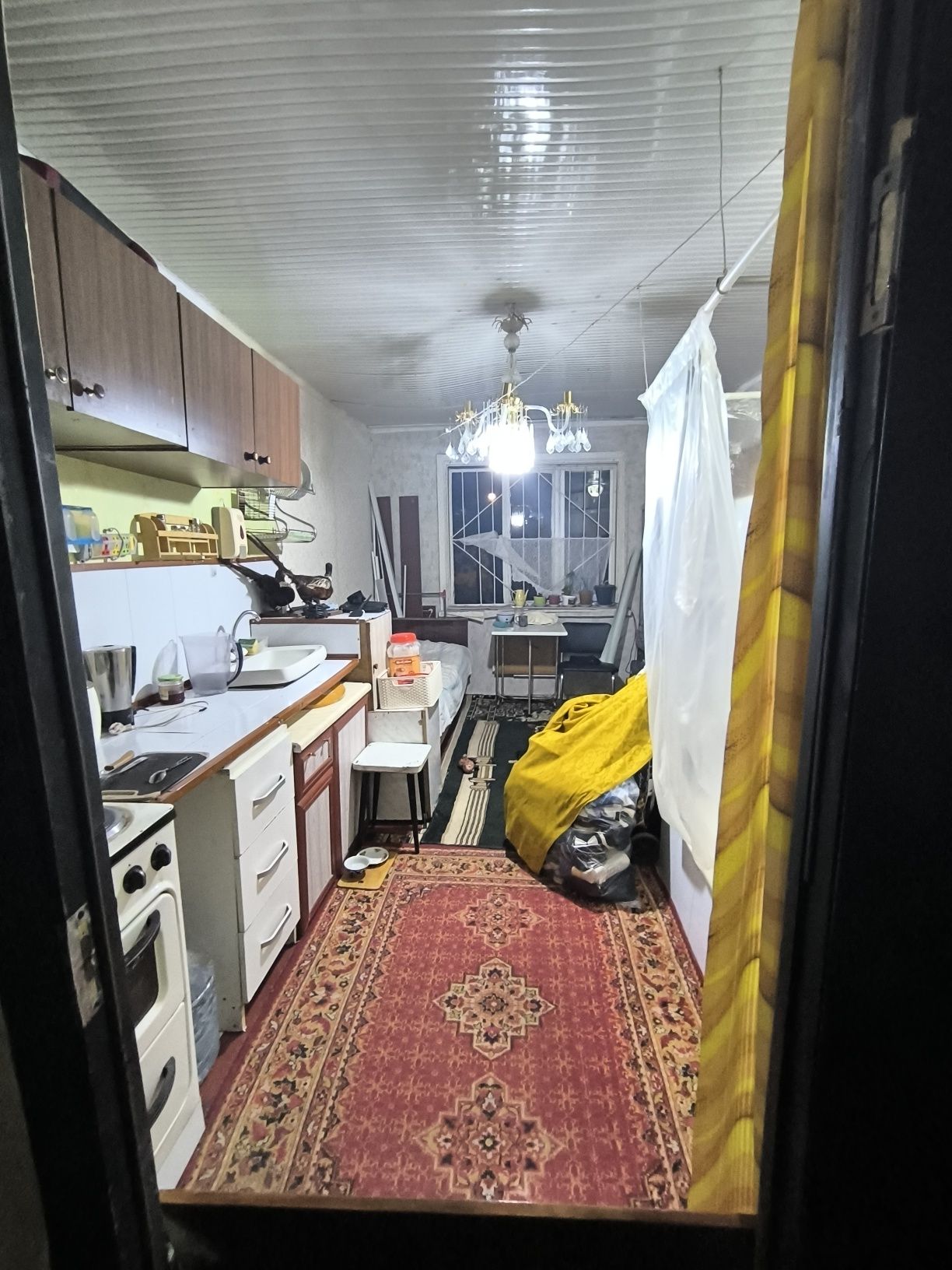 Комната в Сергели Спутнике. 14 м2 санузел свой. В деревянном доме.обще