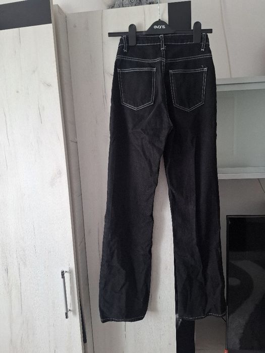 Blugi cusătură albă