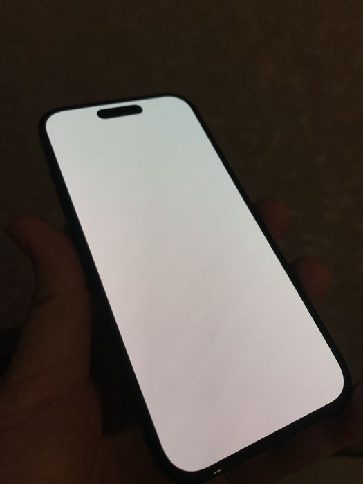 iPhone 15 • 128GB • Всё работает идеально