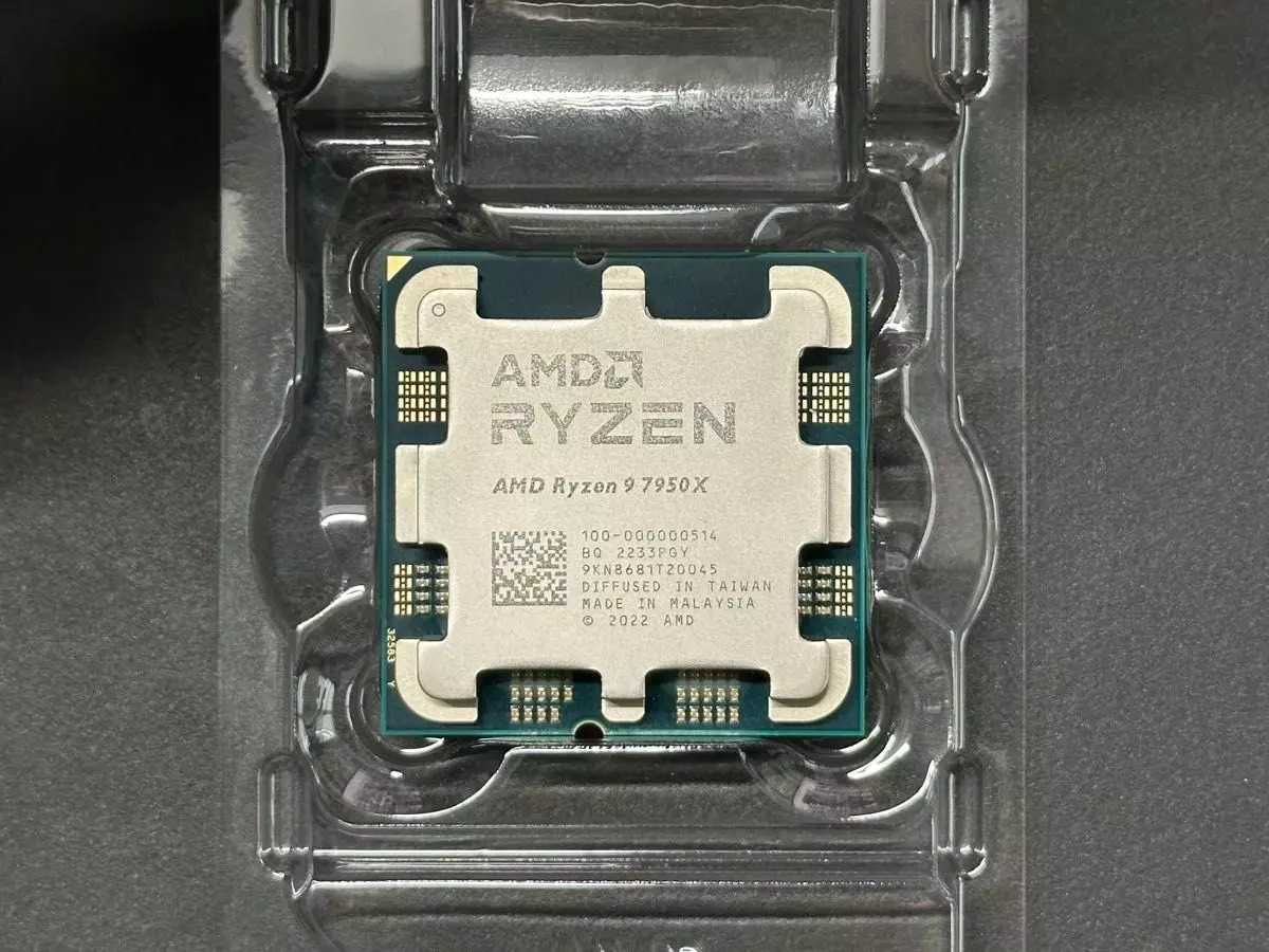 Процесор AMD RYZEN 9 7950X 16-Core (5.7 GHz Turbo) 64MB/170W/AM5/