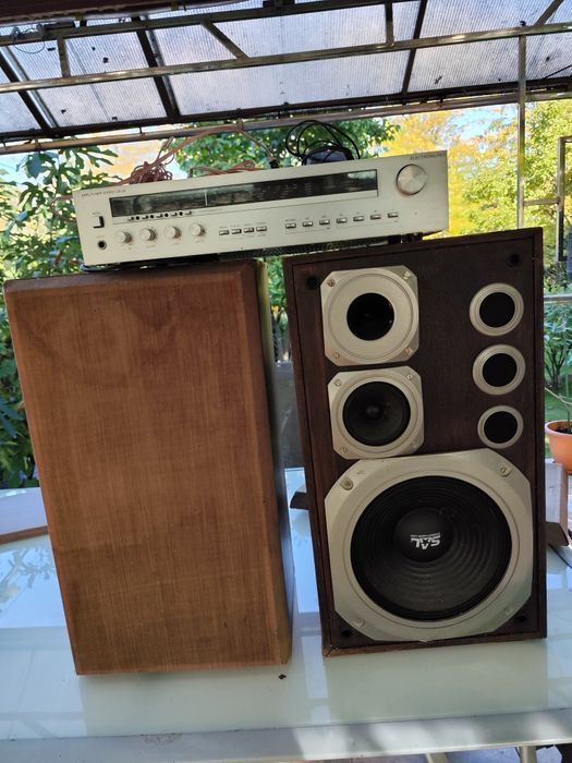 Amplificator și două boxe Electromureș(Unitară)