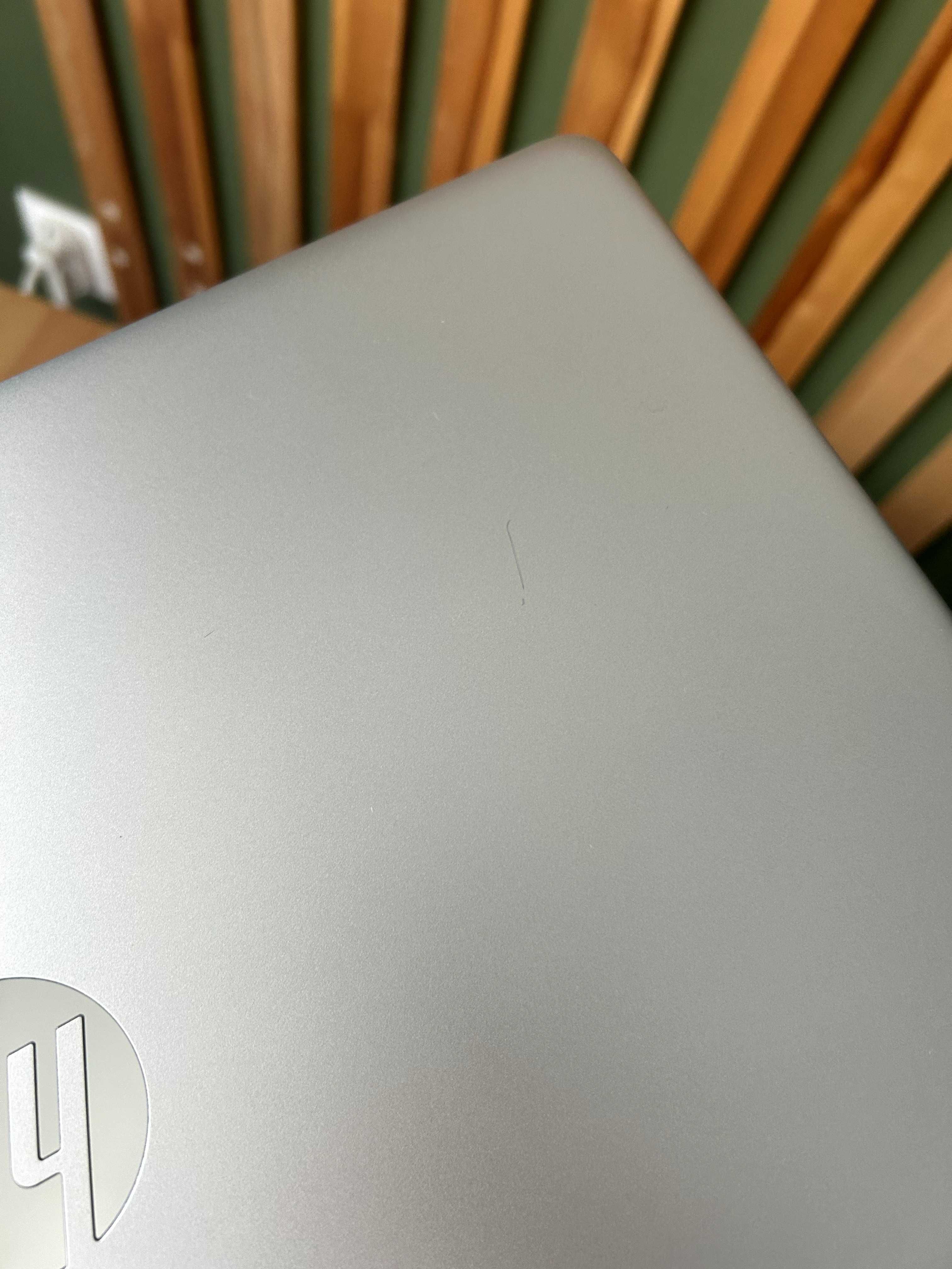 Лаптоп HP 16 GB 1 TB SSD AMD Ryzen 5 2021 15,6"