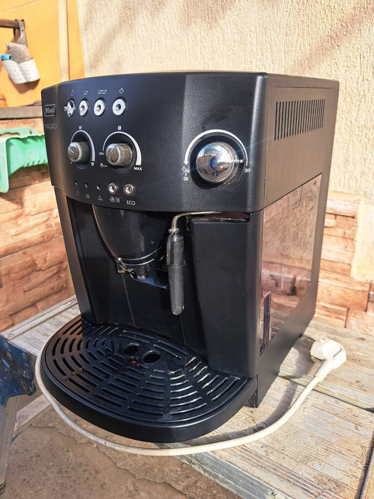Кафеавтомат Delonghi