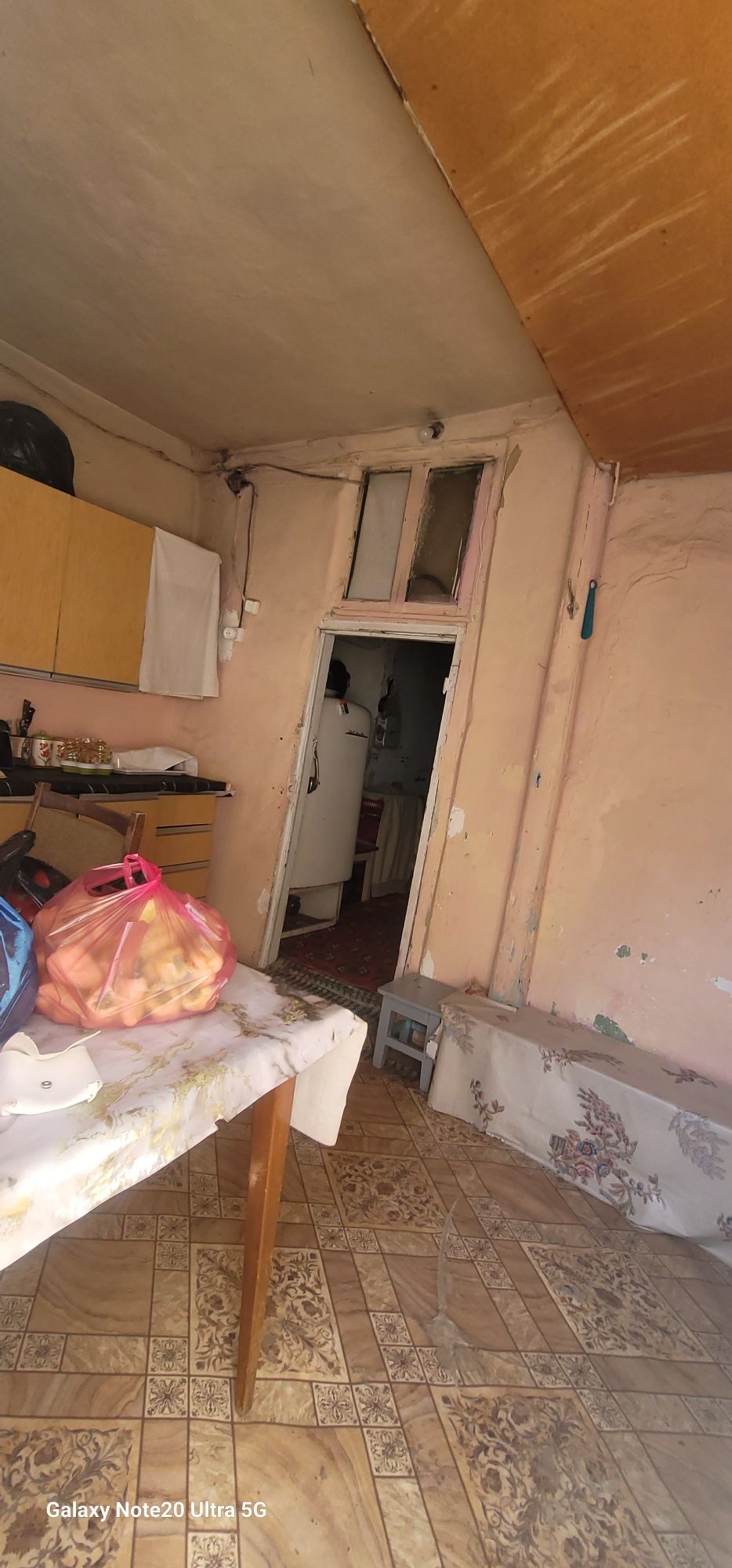 Продаётся дом (участок) в янгиюле