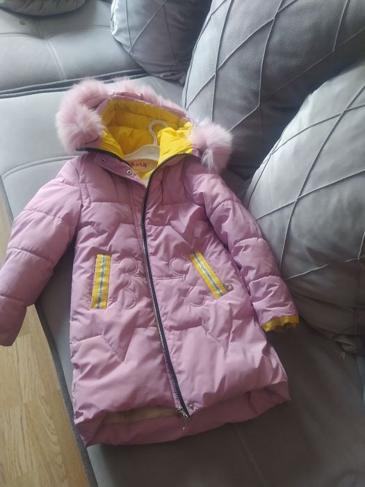 Зимняя куртка на девочку