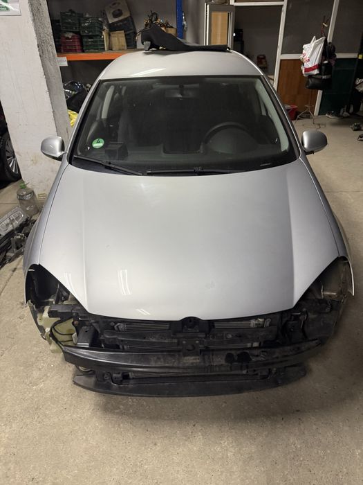 Capota fata Golf 5 hatchback scurt gri argintiu LA7W lac sarit