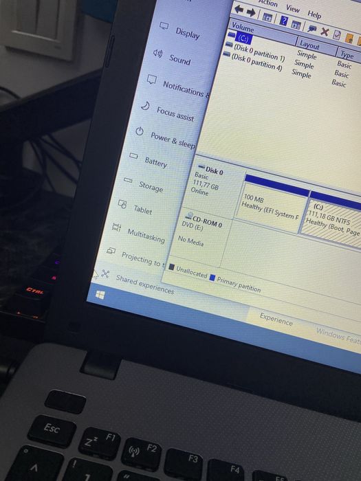 Laptop Asus X550C Intel I5 3337U 8GB SSD 120GB NVidia 720M