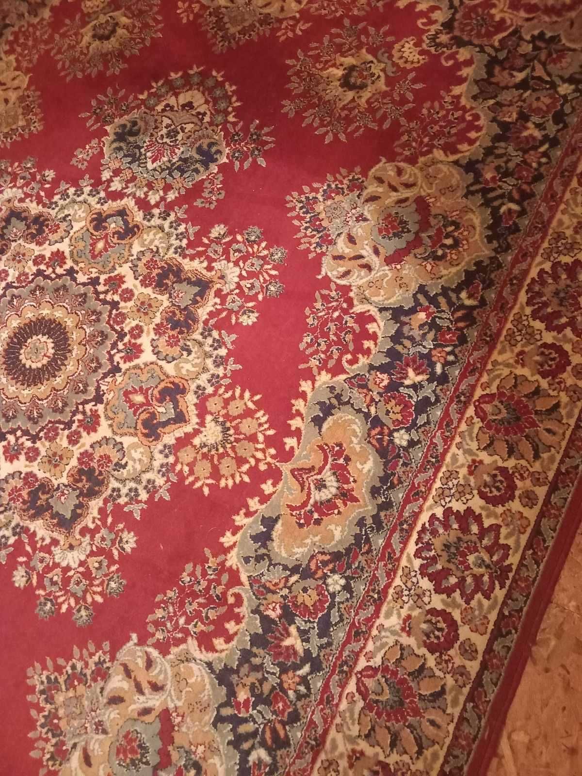 Голям Червен Персийски Килим