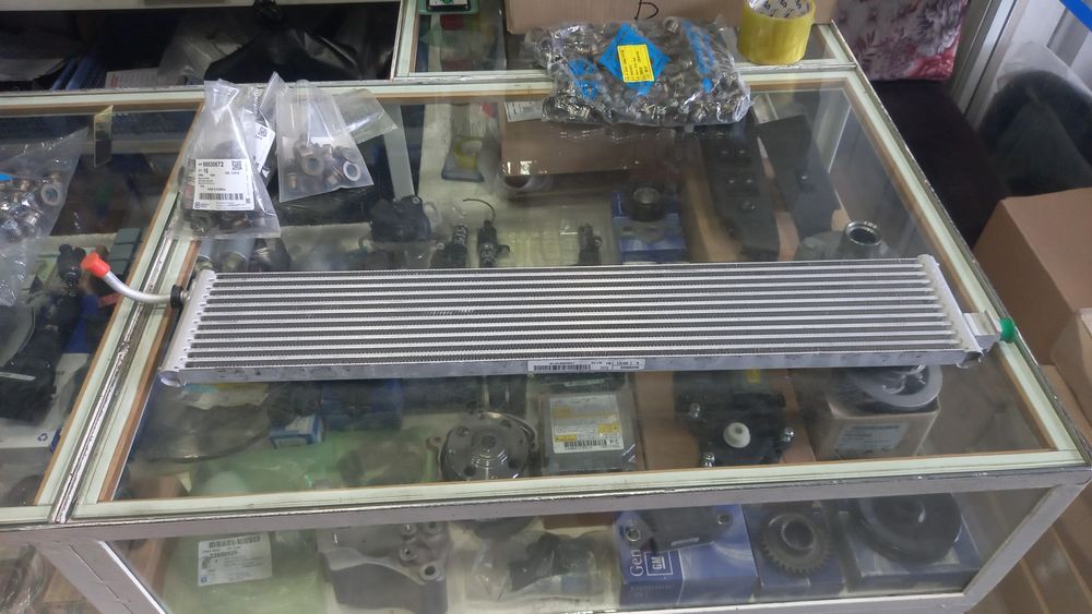 Малибу 2  кпп радиатор охлаждения коробки