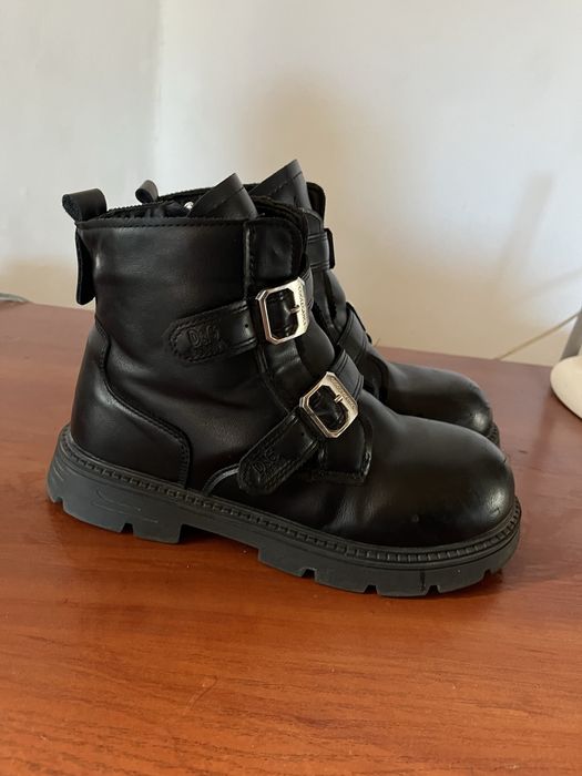 Детские ботинки