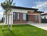 Casa eficienta energetic, panouri fotovoltaice, pompa de caldura