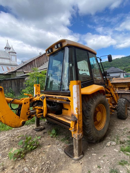 Buldoexcavator JCB 3CX