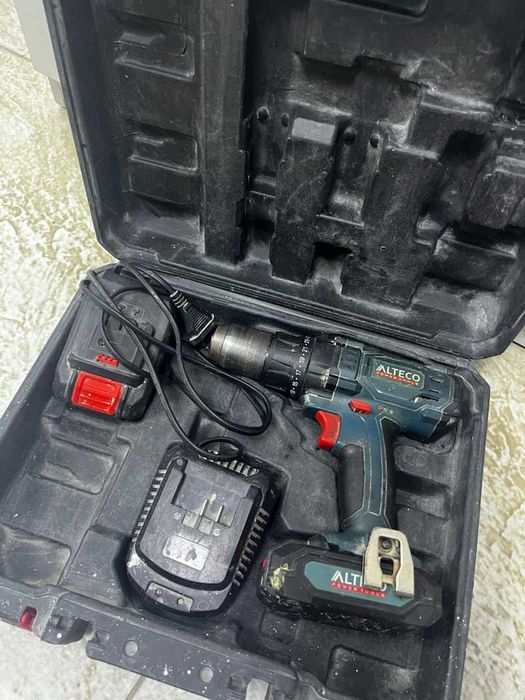 Шуруповерт лот 762462 (костанай) 1018