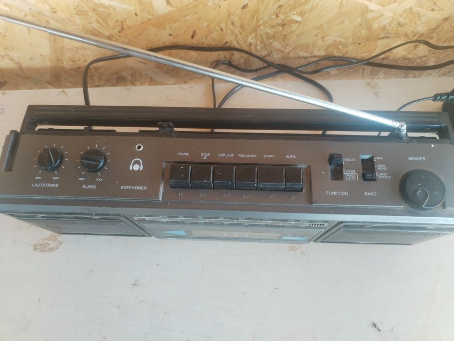 Radiocasetofon Electronics