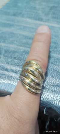 Золотое кольцо грам 8.11 размер 18.5 проба 585