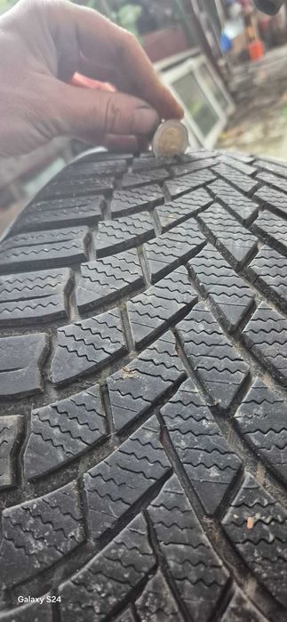 Гуми 205/50/17 Bridgestone Blizzak Lm05Z