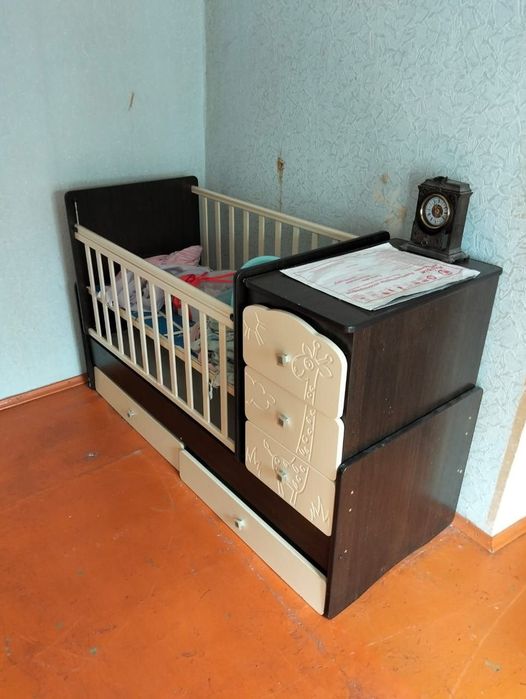 Кровать детская, и подростковая