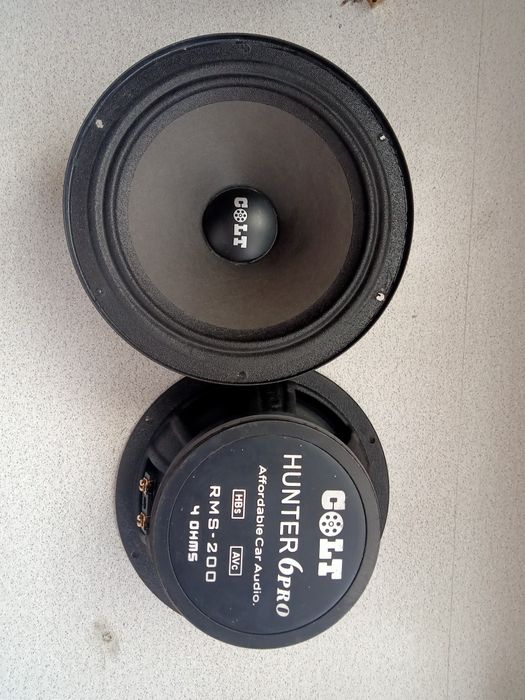 Продам эстрадный динами COLT Hunter 6 Pro 200 RMS в хорошем состоянии.