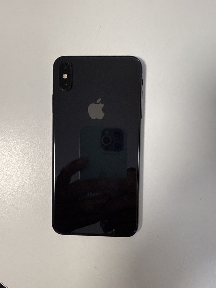 Iphone XS MAX 64 gb.