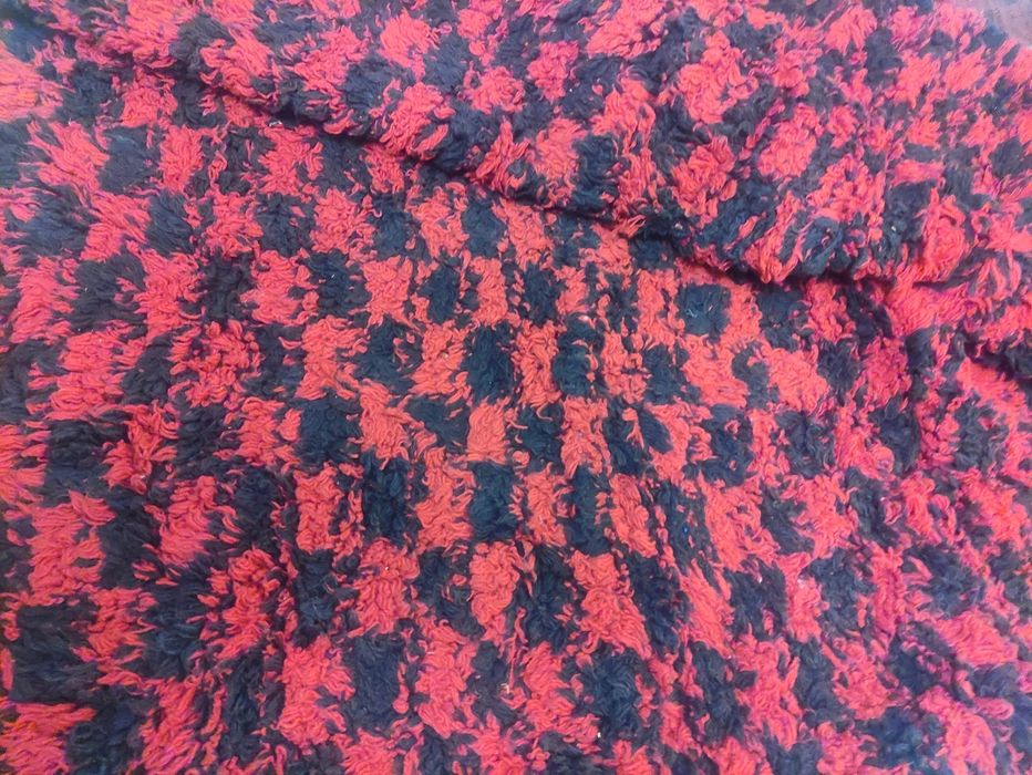 Продавам нови китеници