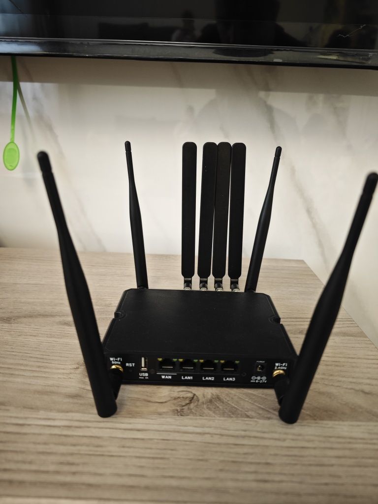 Wi-Fi роутер (модем) Kroks Rt-Cse m12-G