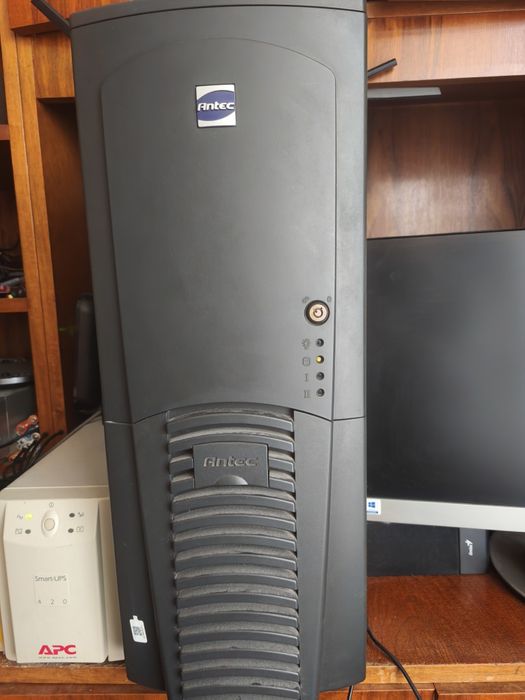 компютър Ryzen 5 5500, 12gb ram, Rx 570 4gb, 256GB NVME