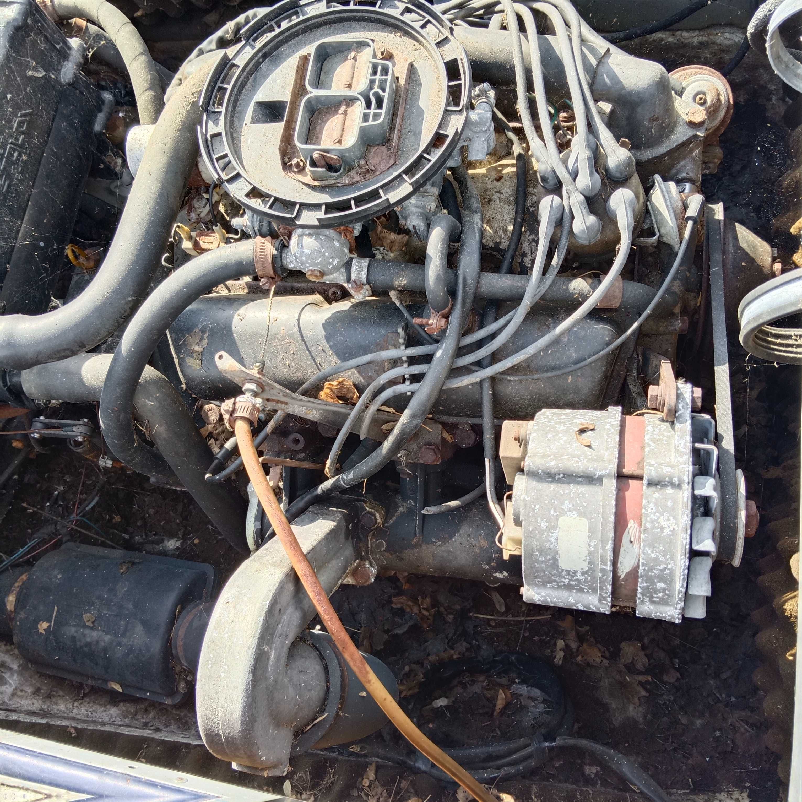 Barcă cu motor 3000 v6