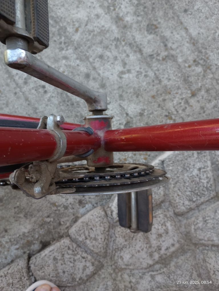 Bicicletă și boxă portabilă