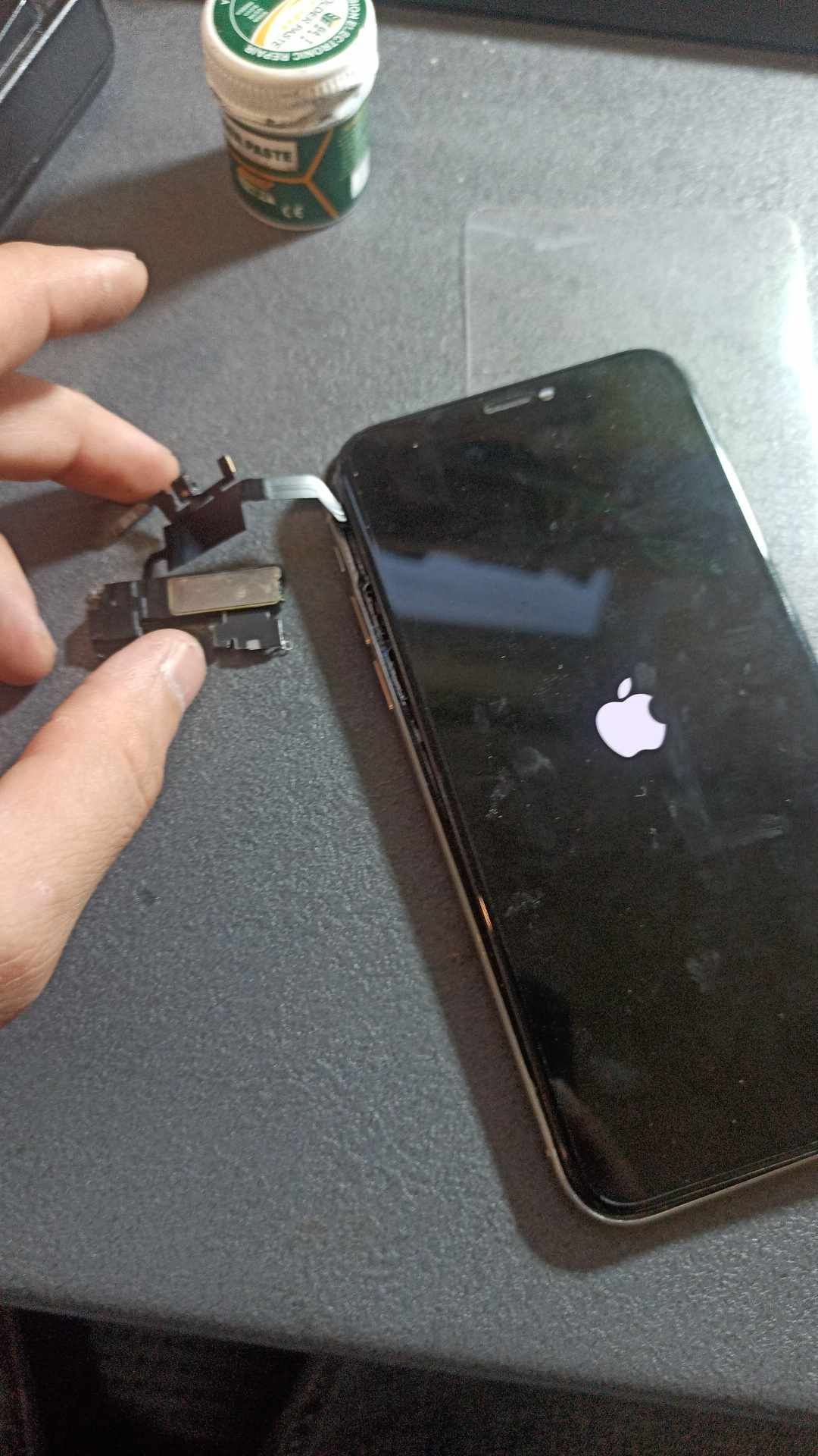 Reparatii placi de baza iphone