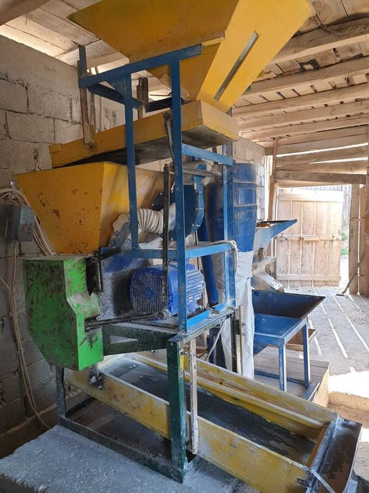 Moara macinat faina porumb