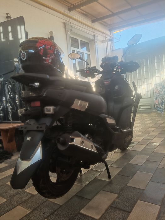 Продаётся Скутер (TANK) на бензине.