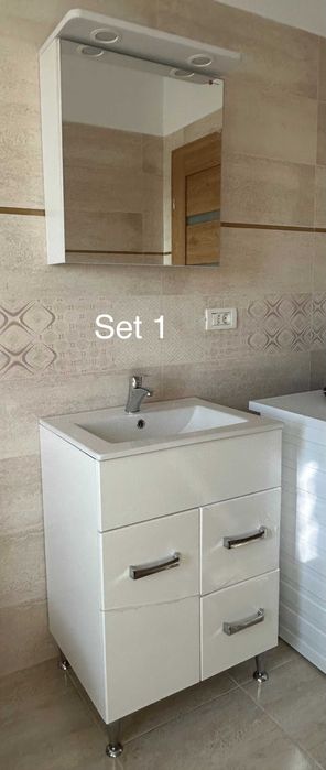 2 seturi de mobiler de baie