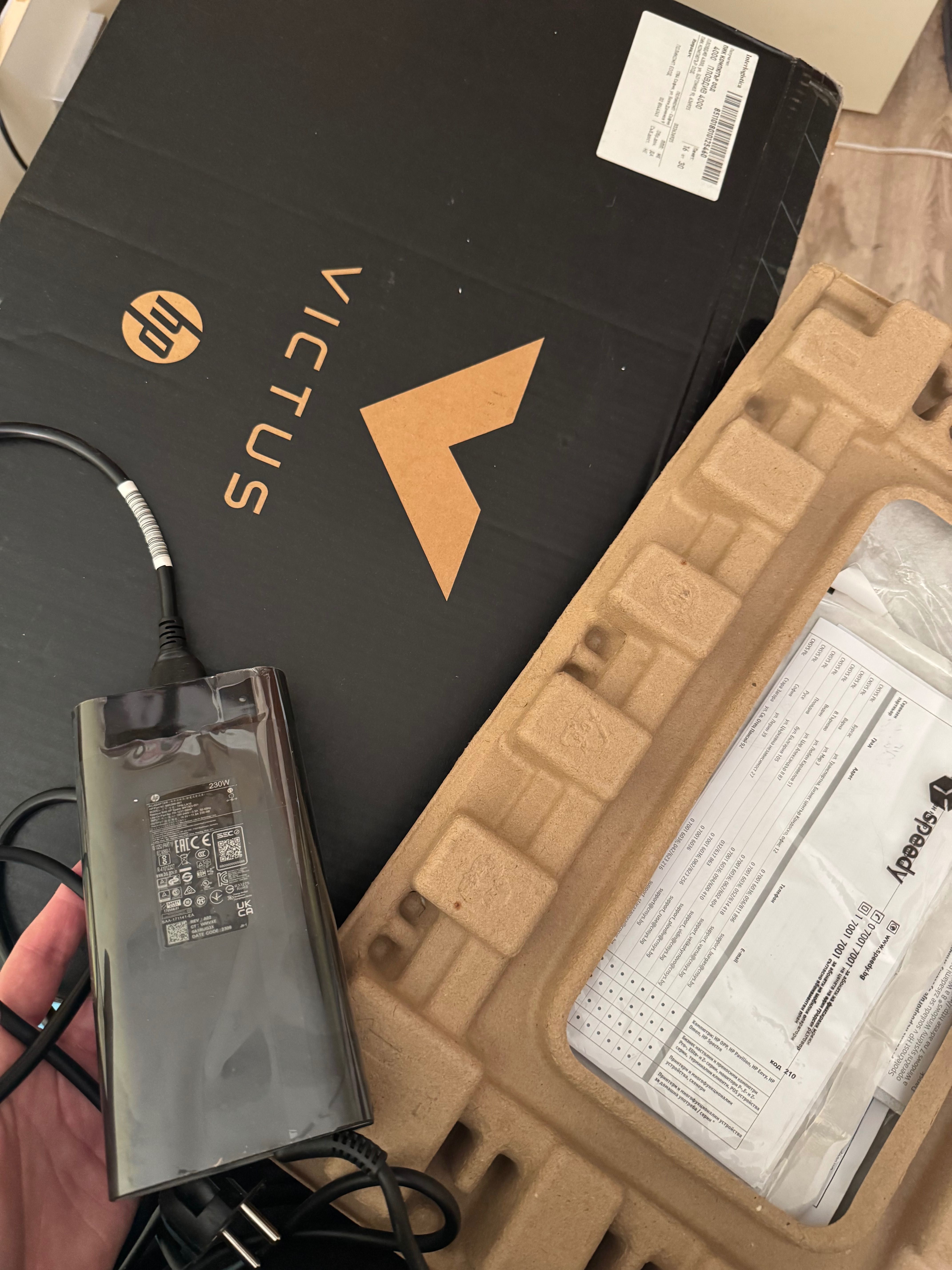 HP Victus 16 с остатъчна гаранция