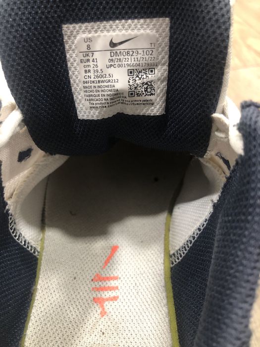 Летни маратонки NIKE размер 41,стелка размер26см.Запазени за момче