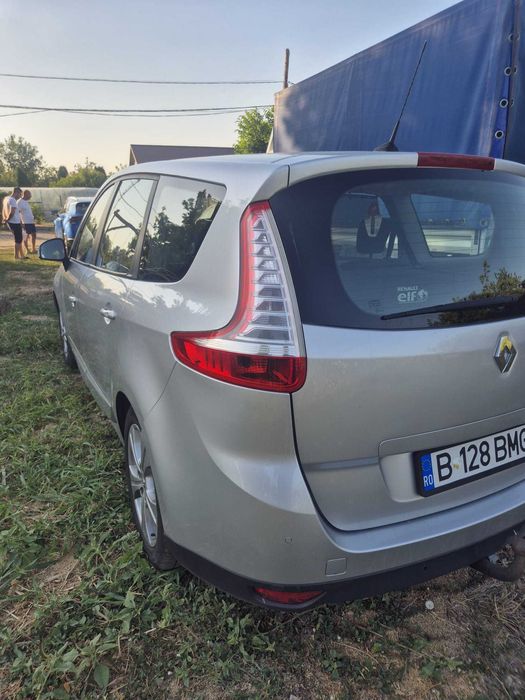 Vand Renault Grand Scenic 2011 1.5 DCI 106 CP