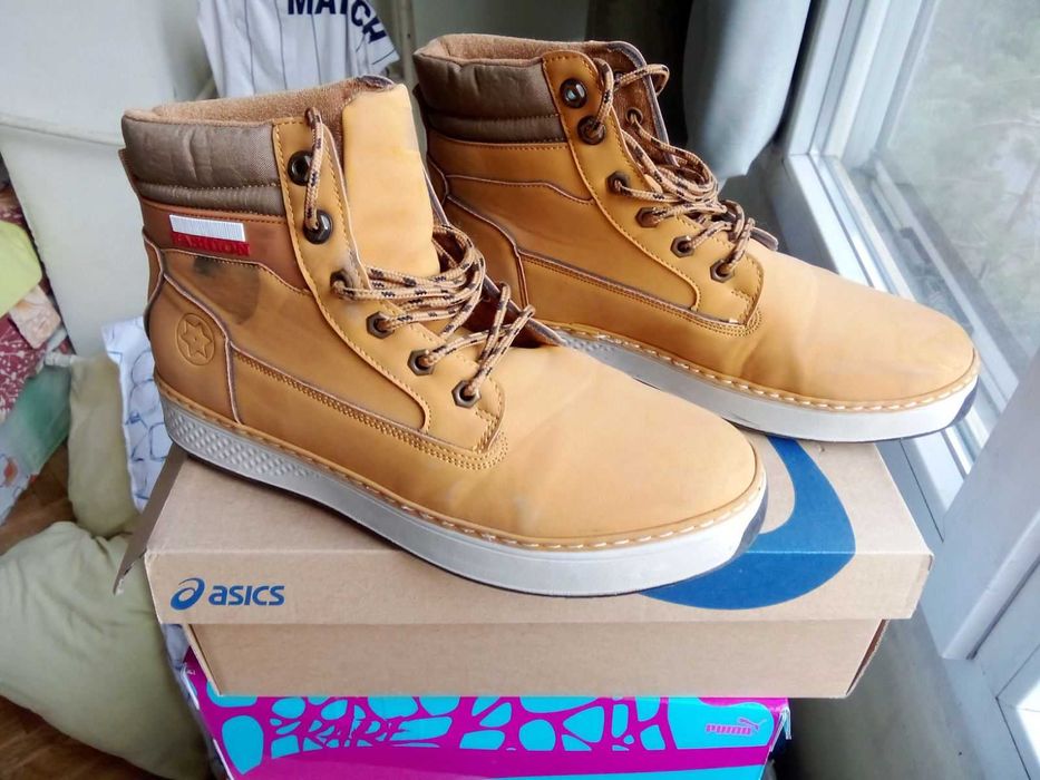 високи обувки Tendenz 43/маратонки асикс/asics 42/