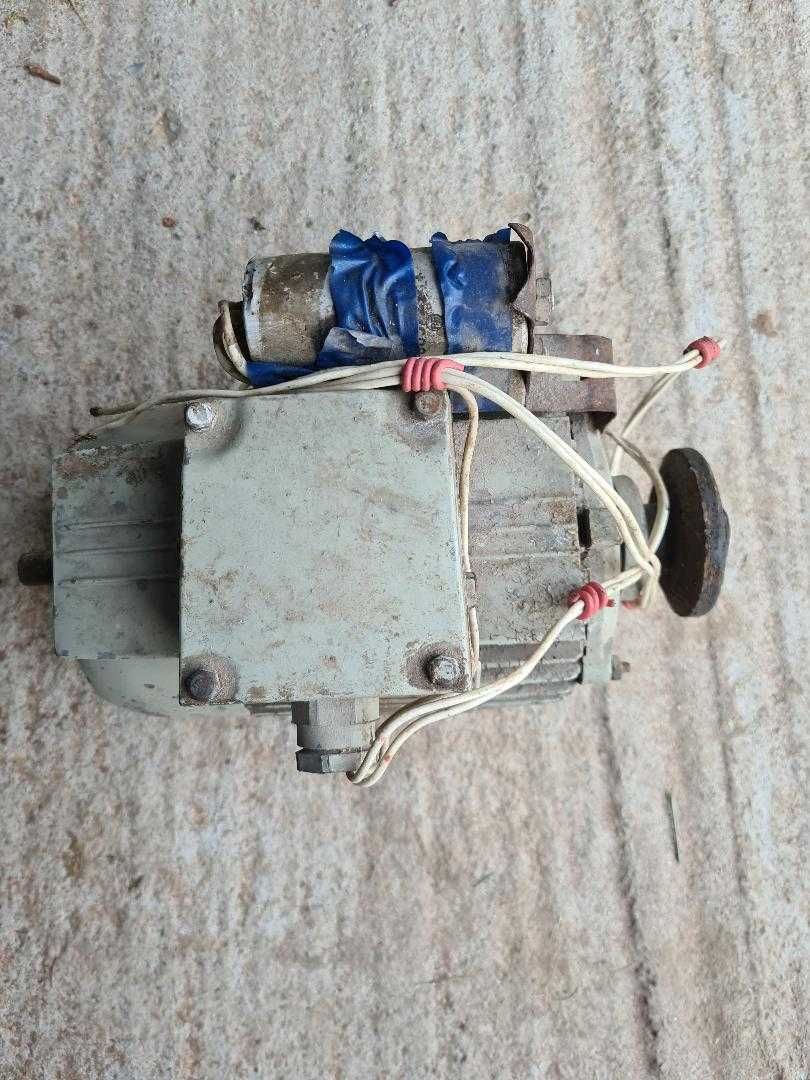 motor electric 0.37 kW