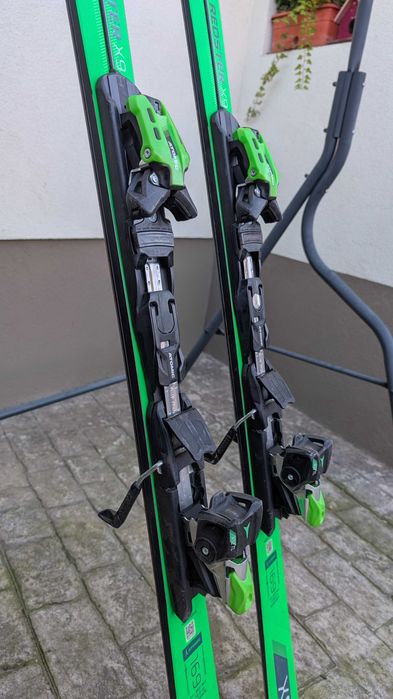 Schiuri Atomic Redster X9 lungime 169 cm cu bete carbon Atomic SQS