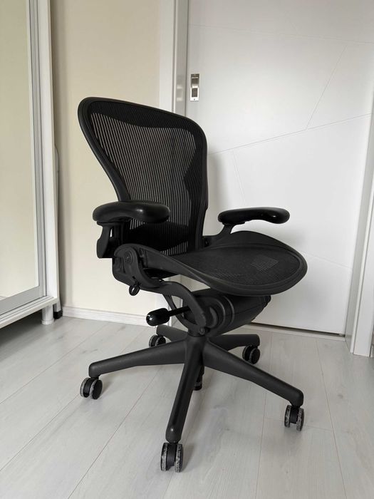 Vand Herman Miller Aeron Clasic