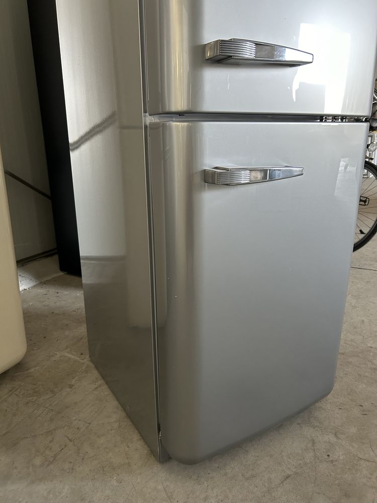NO Frost Хладилник СМЕГ/SMEG FAB32RSV5  Стил 50-те, 197 См , 331 литра
