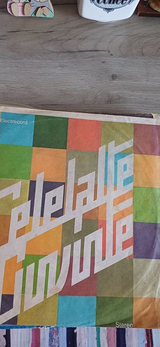 Viniluri muzica ușoară