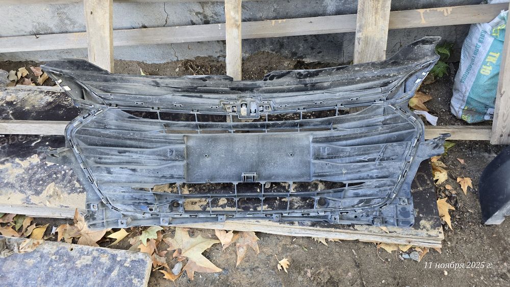 Бампер облисовкаси олди орка оникс