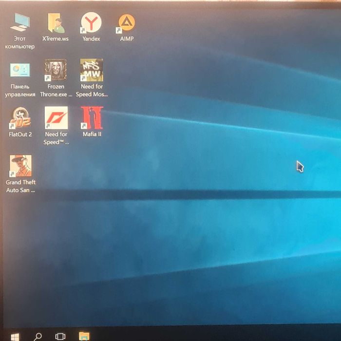 компьютер с играми в отличном состоянии